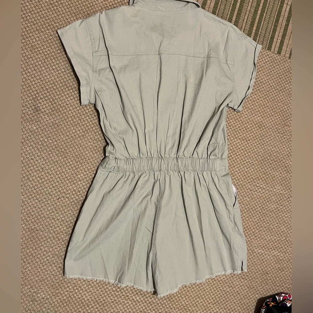 Celebrity Pink Romper - Picture 5 of 5